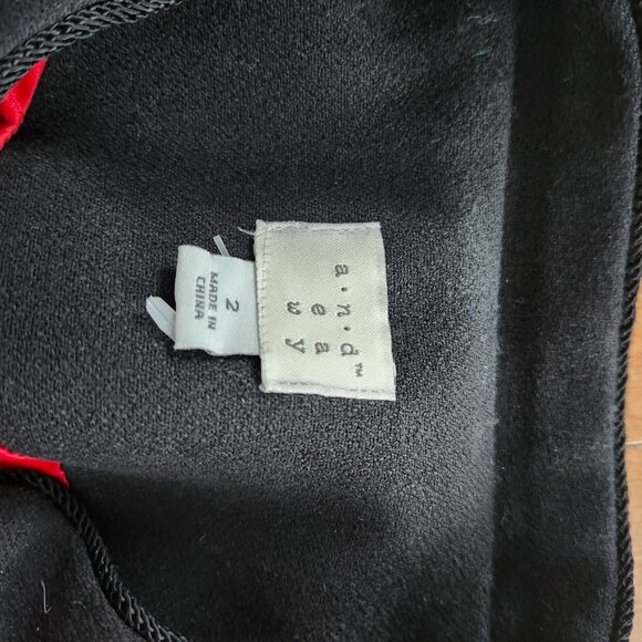 3/$30 SALE!!! 😎 Embroidered jacket - Picture 4 of 4